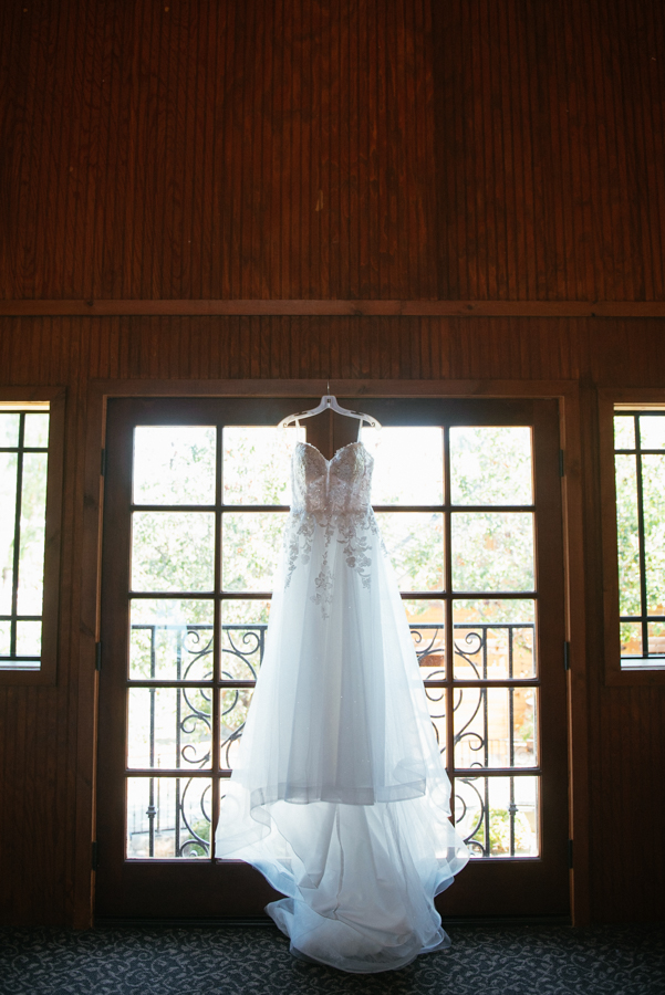 Houston Best Light and Airy Wedding Photographer Texas serving Austin and San Antonio