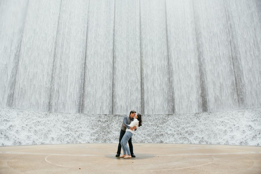 the waterwall park houston and rice university engagement photography