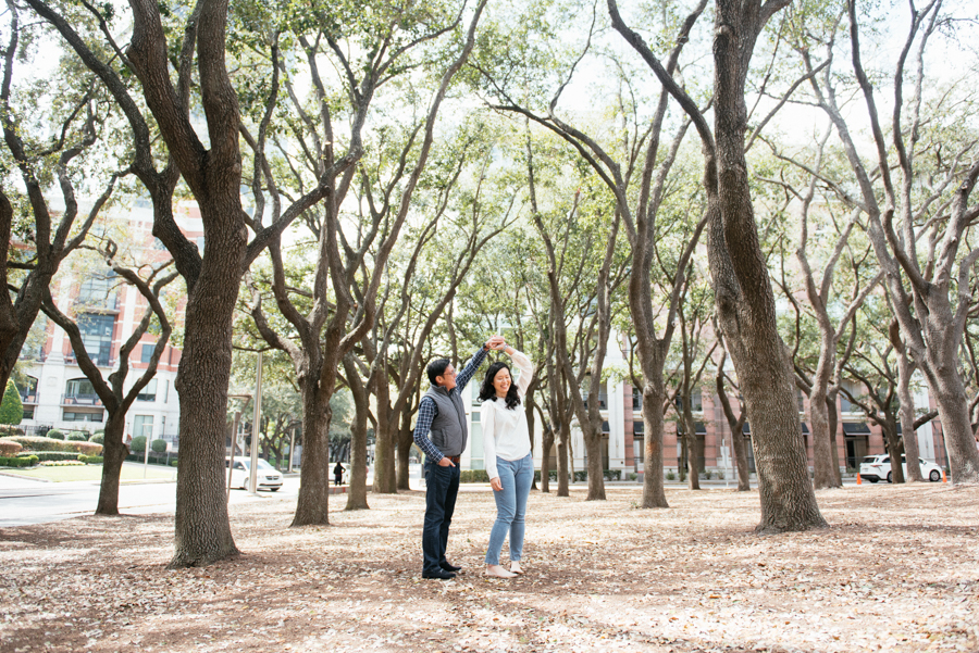 the waterwall park houston and rice university engagement photography